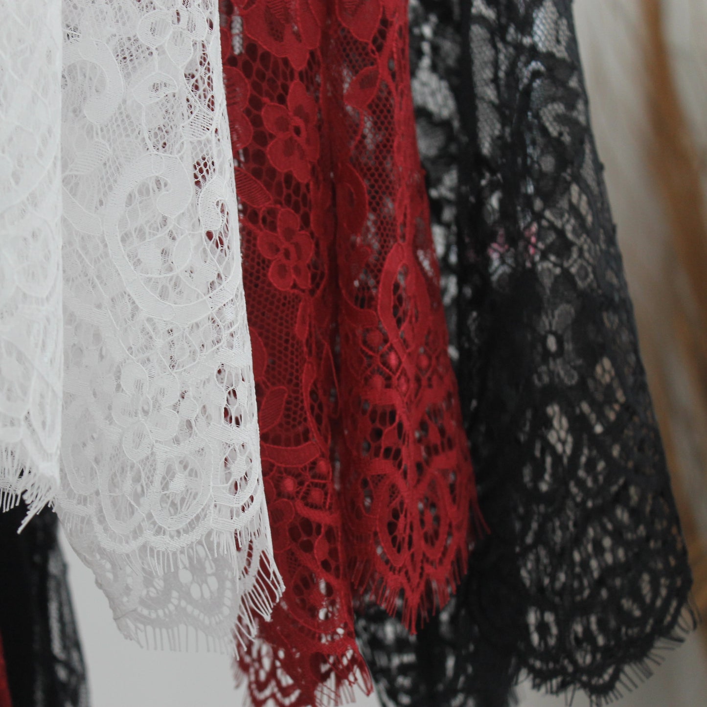 detalhes manga kimono red white black intimissimi style